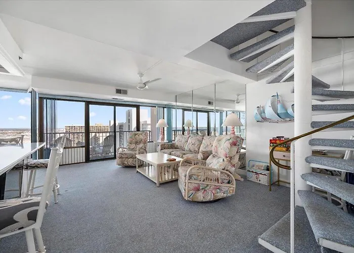Capri Penthouse With Indoor Pool And Much More! Ferienhaus *