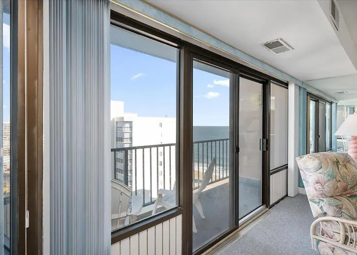 Capri Penthouse With Indoor Pool And Much More! *
