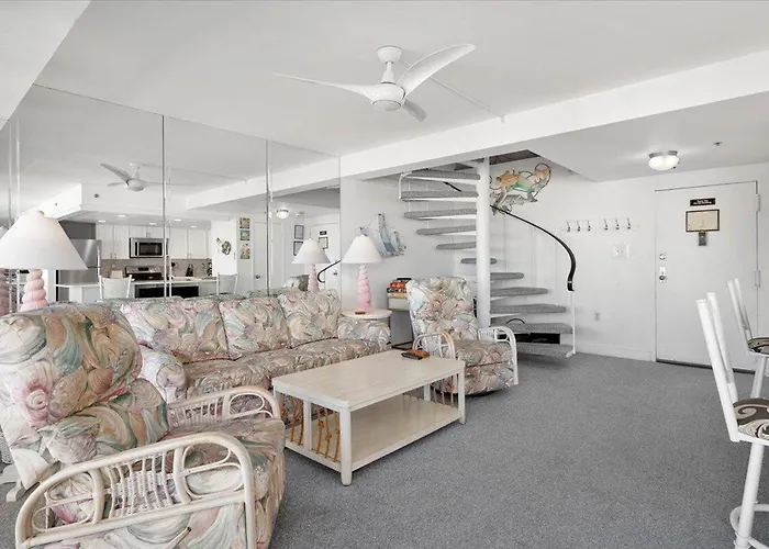 Capri Penthouse With Indoor Pool And Much More! Ferienhaus