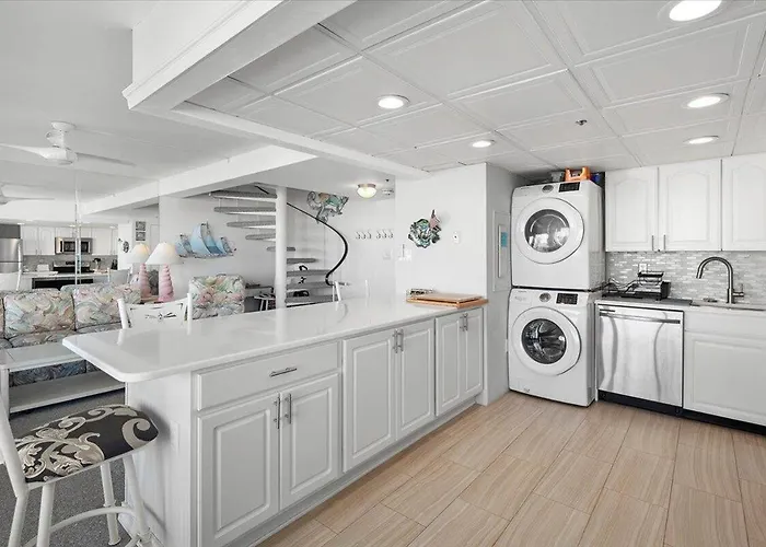 Capri Penthouse With Indoor Pool And Much More! *