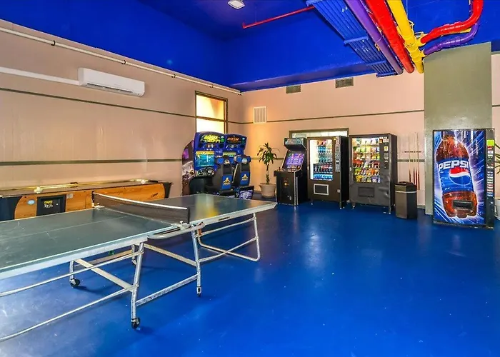 Capri Penthouse With Indoor Pool And Much More! * Ocean Stadt